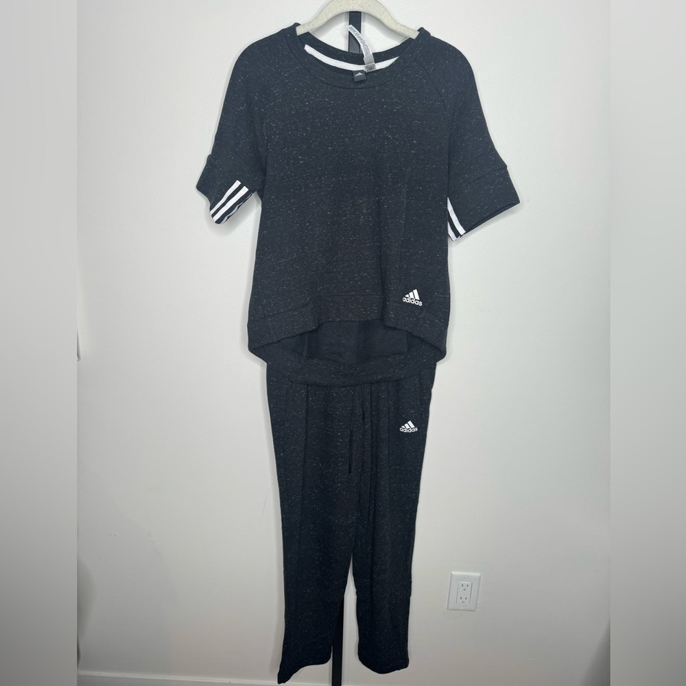 Adidas Women's Jogger Set - Size Small